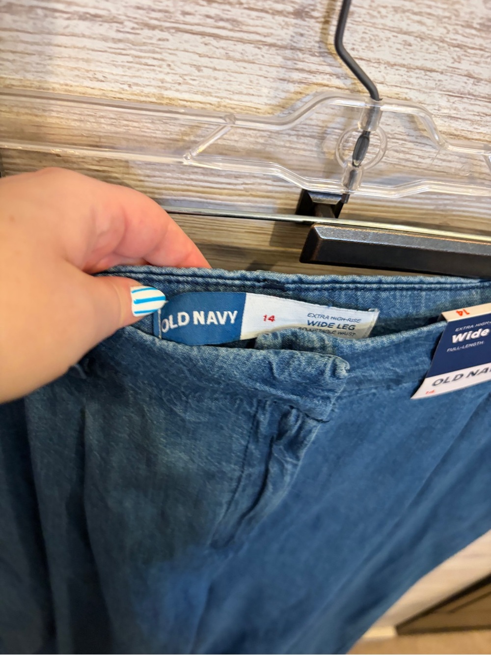 Old Navy Extra High Rise Wide Leg Denim Pants Size 14 Medium Wash NWT - Picture 6 of 7